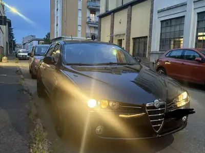 Usata Alfa Romeo 159 Progression 170 CV (125 kW) 2009 Nero Station wagon