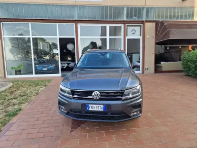 Usata VW Tiguan Business 116 CV (85 kW) 2018 Indium grey SUV