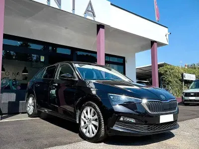 Usata Skoda Scala Style 110 CV (80 kW) 2023 Nero tulipano perlato Utilitaria