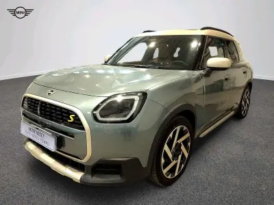 Usata Mini Countryman Favoured 225 kW (306 CV) 2025 Verde SUV