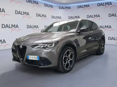 Usata Alfa Romeo Stelvio Veloce 210 CV (154 kW) 2025 Grigio SUV