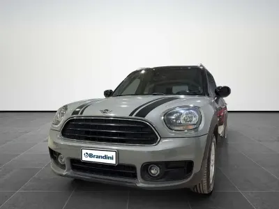 Usata Mini One D Countryman Hype 116 CV (85 kW) 2019 Grigio SUV