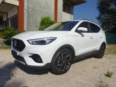 Usata MG ZS Comfort 106 CV (77 kW) 2022 Bianco SUV