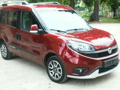 Rosso Usata 2018 Fiat Doblò Trekking Monovolume | 14.999 € (Buon prezzo)