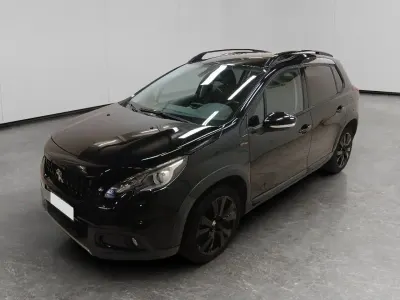 Usata Peugeot 2008 GT-line 100 CV (73 kW) 2017 Nero SUV