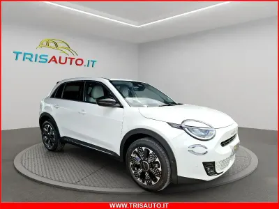 Usata Fiat 600 La Prima 101 CV (74 kW) 2024 Nero SUV
