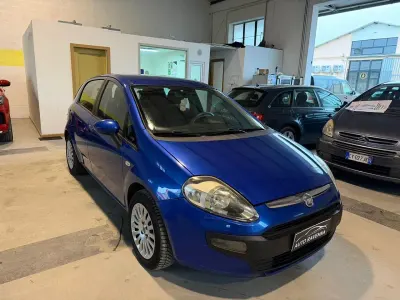Usata Fiat Punto Evo 95 CV (69 kW) 2012 Blu Utilitaria