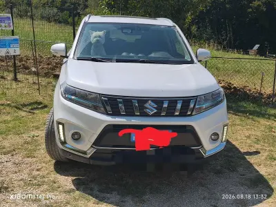 Usata Suzuki Vitara 129 CV (94 kW) 2020 Bianco SUV