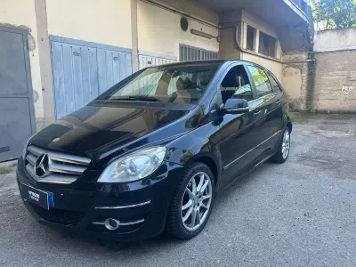 Usata Mercedes B180