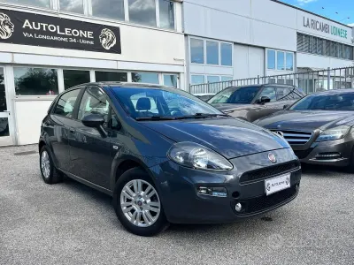 Second-hand Fiat Punto Lounge 69 CP (50 kW) 2015 Gri Hatchback