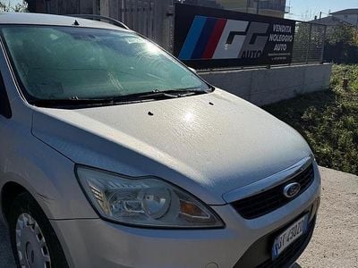 Usata Ford Focus 90 CV (66 kW) 2008 Grigio Station wagon