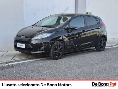 Usata Ford Fiesta Titanium 82 CV (60 kW) 2012 Nero Berlina