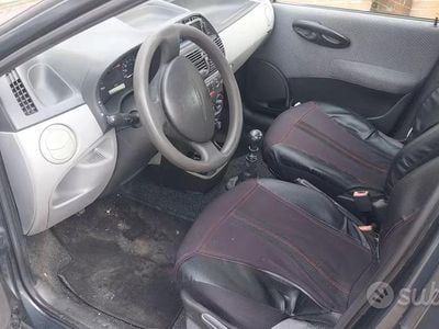 Usata Fiat Punto 2002 Grigio Utilitaria