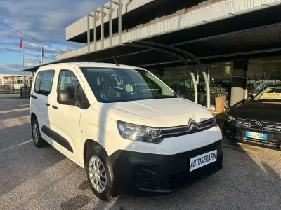 Usata Citroën Berlingo 102 CV (75 kW) 2021 Bianco Monovolume