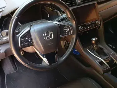Usata Honda Civic Elegance 120 CV (88 kW) 2019 Bianco Berlina