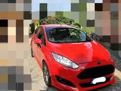 Usata Ford Fiesta ST-Line 95 CV (69 kW) 2017 Rosso Utilitaria