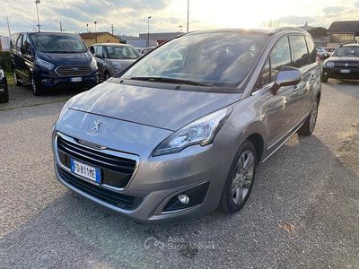 Usata Peugeot 5008 Allure 150 CV (110 kW) 2016 Grigio Monovolume