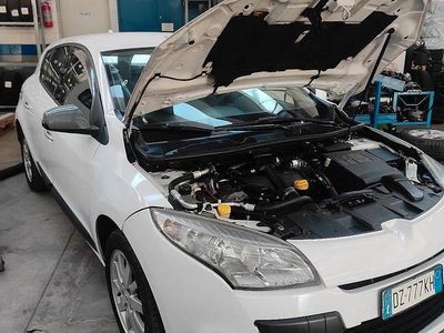 Usata Renault Mégane 110 CV (80 kW) 2010 Bianco Berlina