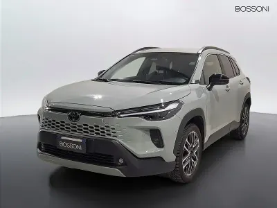Usata Toyota Corolla Cross Premium 180 CV (132 kW) 2025 Verde SUV