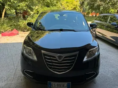 Usata Lancia Ypsilon 2012 Utilitaria