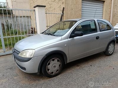 Usata Opel Corsa 2002 Grigio Berlina