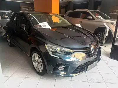 Usata Renault Clio V Intens 101 CV (74 kW) 2020 Grigio Berlina