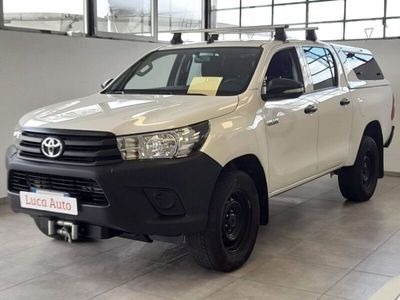 usata Toyota HiLux 2.4 D-4D 4WD DC *IVA INCLUSA*GANCIO