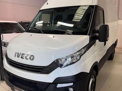 Usata Iveco Daily 155 CV (114 kW) 2018 Bianco Furgone