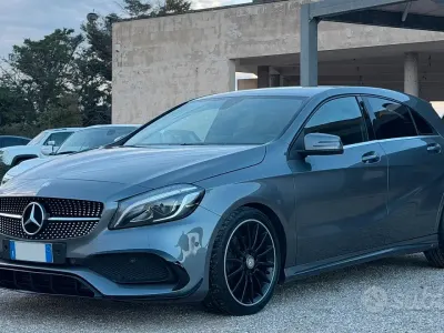 Usata Mercedes 180 AMG 109 CV (80 kW) 2015 Grigio Berlina