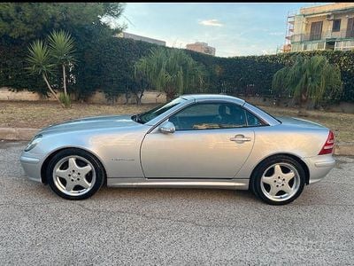 Usata Mercedes SLK200 163 CV (119 kW) 2001 Grigio Cabrio