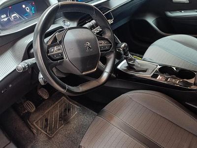 Usata Peugeot 208 Allure 75 CV (55 kW) 2020 Rosso Utilitaria