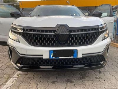 Usata Renault Austral Iconic Esprit Alpine 131 CV (96 kW) 2023 Bianco SUV