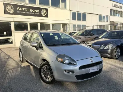 Usata Fiat Punto Lounge 69 CV (50 kW) 2013 Argento Utilitaria