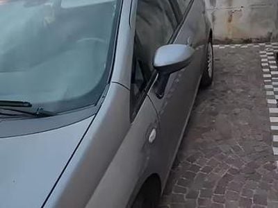 Usata Fiat Grande Punto Dynamic 75 CV (55 kW) 2006 Utilitaria