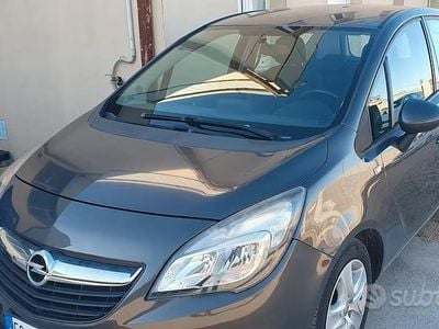Usata Opel Meriva 95 CV (69 kW) 2016 Monovolume