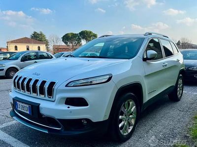 Usata Jeep Cherokee 170 CV (125 kW) 2014 Bianco SUV