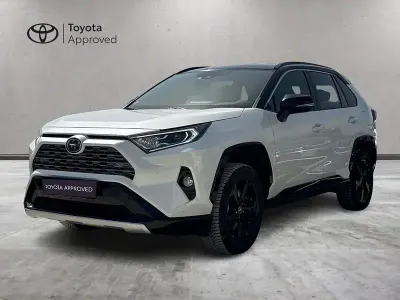 Usata Toyota RAV4 Hybrid Style 222 CV (163 kW) 2022 Bianco SUV