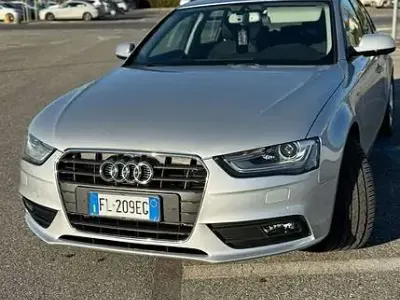 Usata Audi A4 Advanced 143 CV (105 kW) 2012 Grigio Station wagon