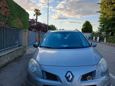 Usata Renault Koleos Dynamique 150 CV (110 kW) 2009 Grigio SUV