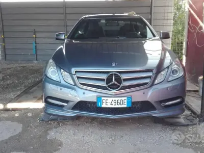 Usata Mercedes E350 306 CV (225 kW) 2014 Grigio Coupé