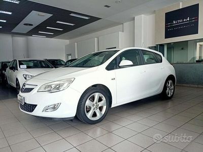 usata Opel Astra 1.4 100CV 5 porte Elective