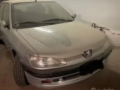 Usata Peugeot 306 101 CV (74 kW) 1998 Grigio Berlina
