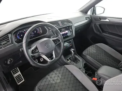 Usata VW Tiguan R 150 CV (110 kW) 2023 Dolphin grey SUV