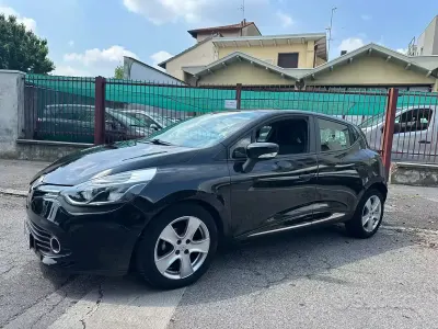 Usata Renault Clio IV 75 CV (55 kW) 2013 Nero Berlina