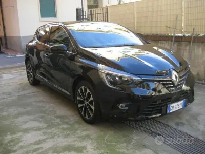 Usata Renault Clio V Techno 91 CV (66 kW) 2023 Nero Berlina