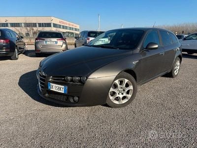 Usata Alfa Romeo 159 150 CV (110 kW) 2007 Grigio Station wagon