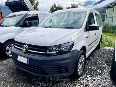 Usata VW Caddy Maxi Highline 102 CV (75 kW) 2019 Bianco Monovolume