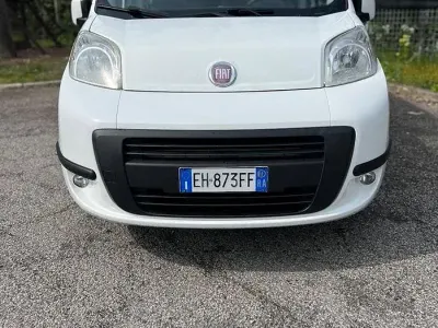 Käytetty Fiat Qubo Dynamic 77 HP (56 kW) 2011 Valkoinen Tila-auto