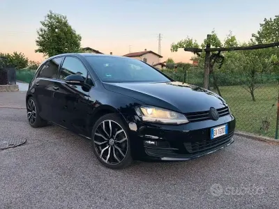 Second-hand VW Golf VII Edition 150 CP (110 kW) 2014 Negru Berlinǎ