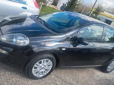 Usata Fiat Punto Evo 95 CV (69 kW) 2012 Nero Utilitaria